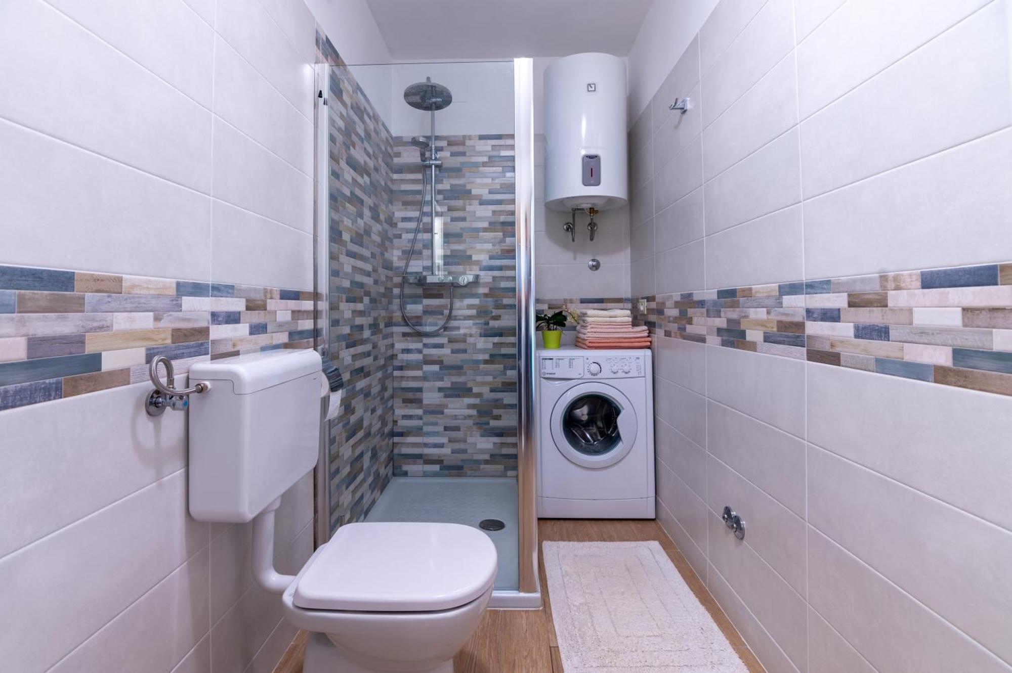 Apartments Mirella Novigrad  Екстер'єр фото